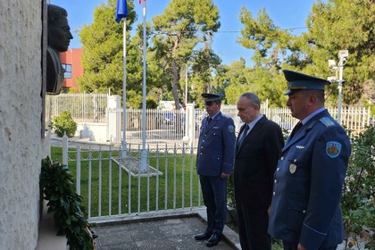 Българската общност в Атина се преклони пред паметта на Апостола на свободата